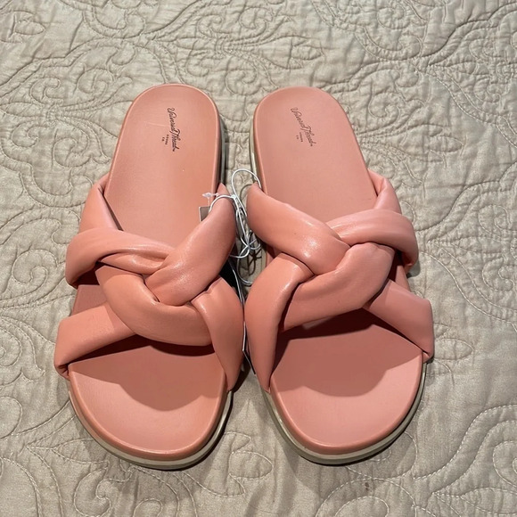 Cute Women’s Sandals - Picture 5 of 9